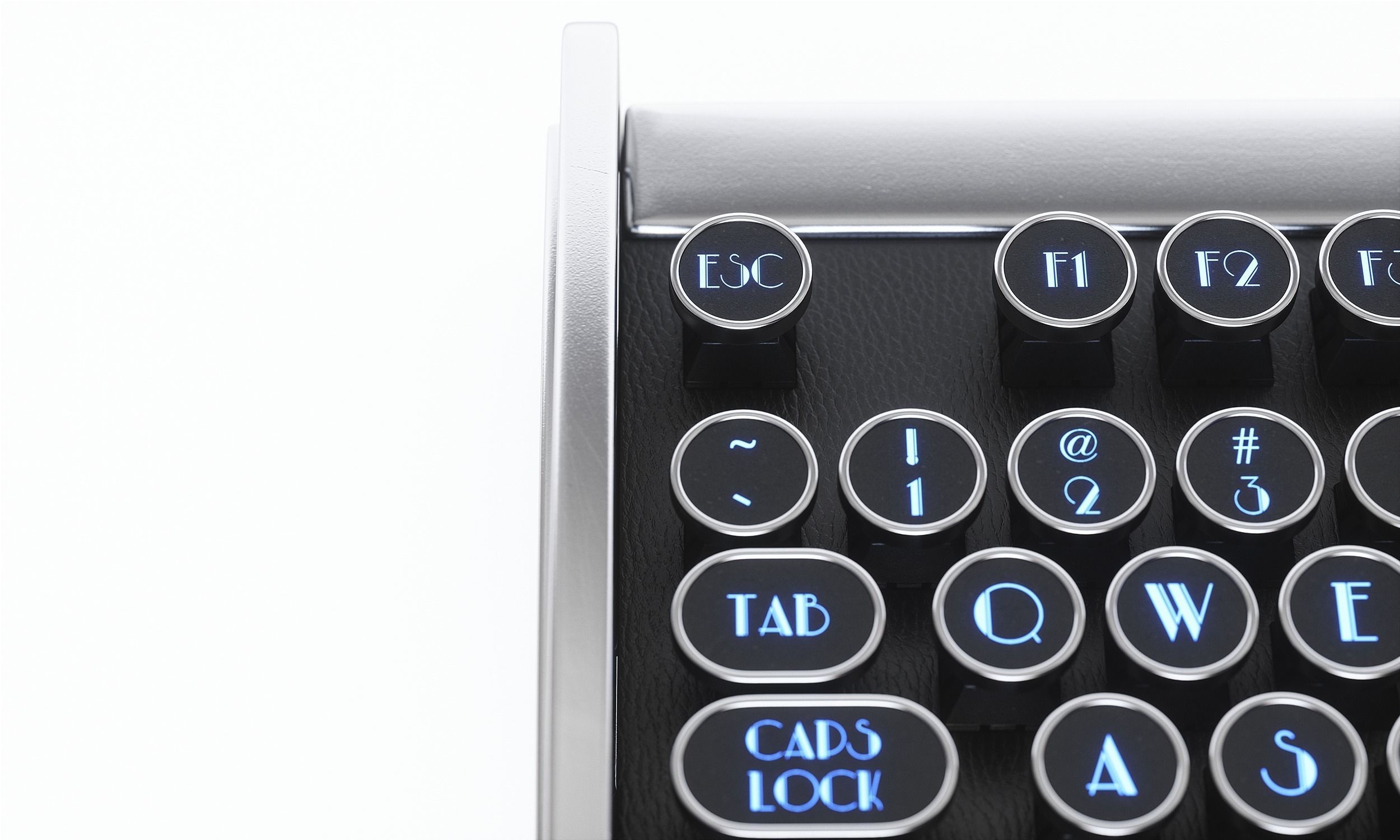 Retro Keyboard Low-poly 3D model_12