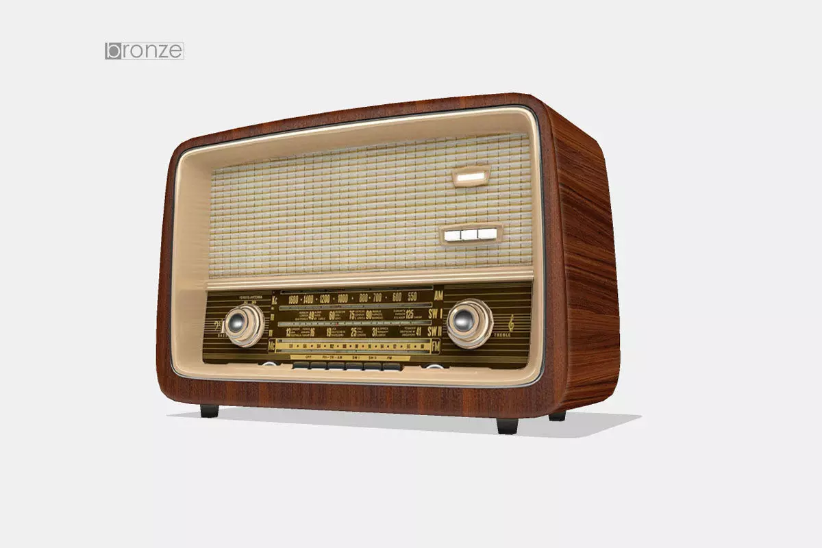Vintage radio with wooden case Low-poly 3D model_0
