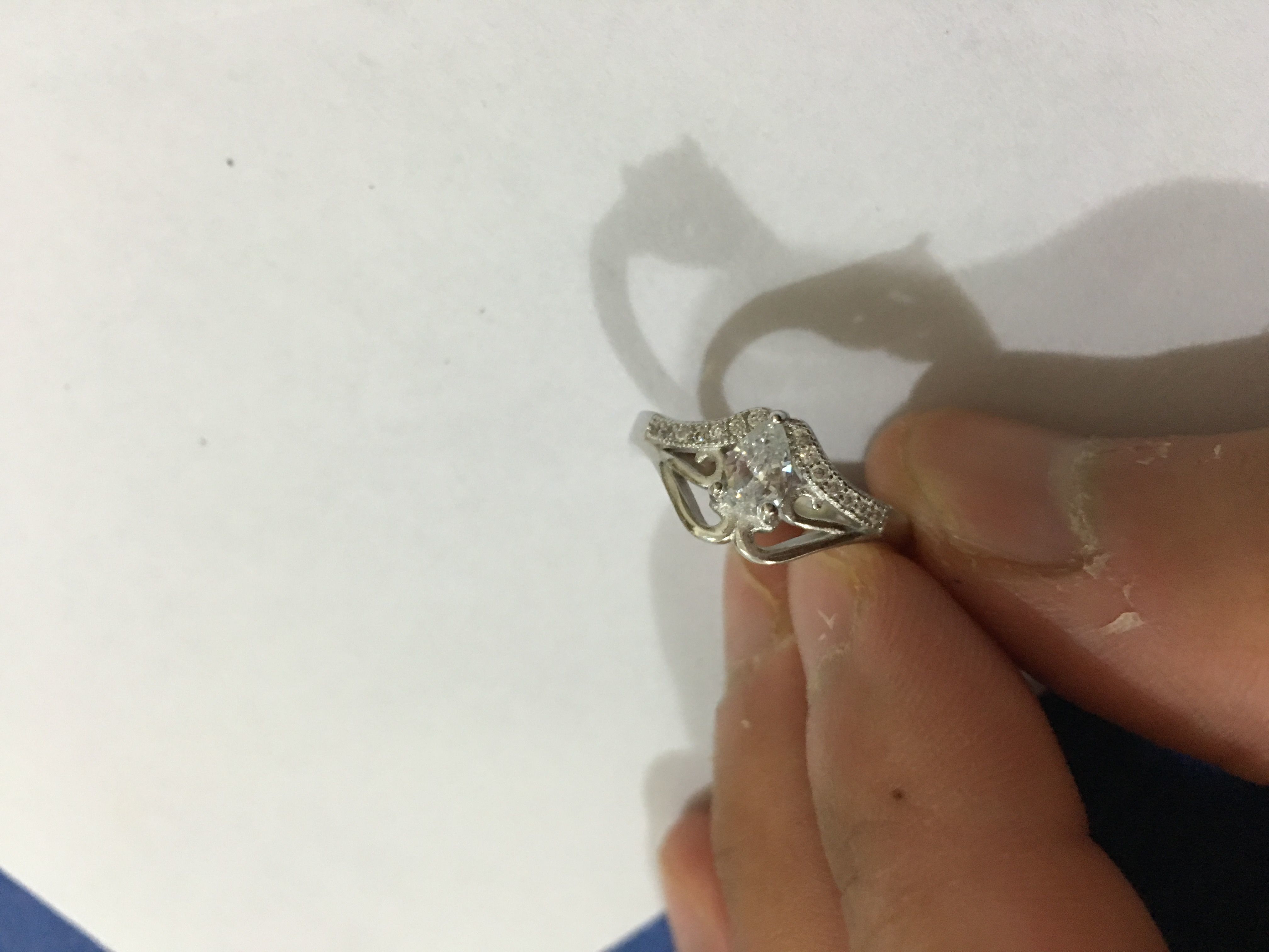 32aaa silver ring with diamond in middle 3D print model_1