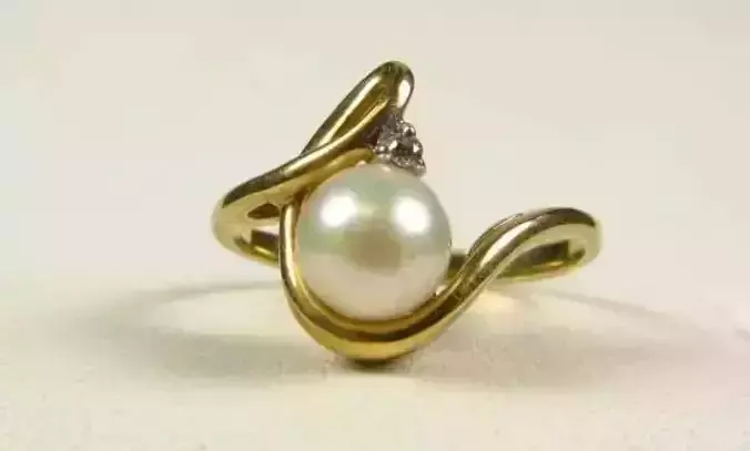Pearl ring 