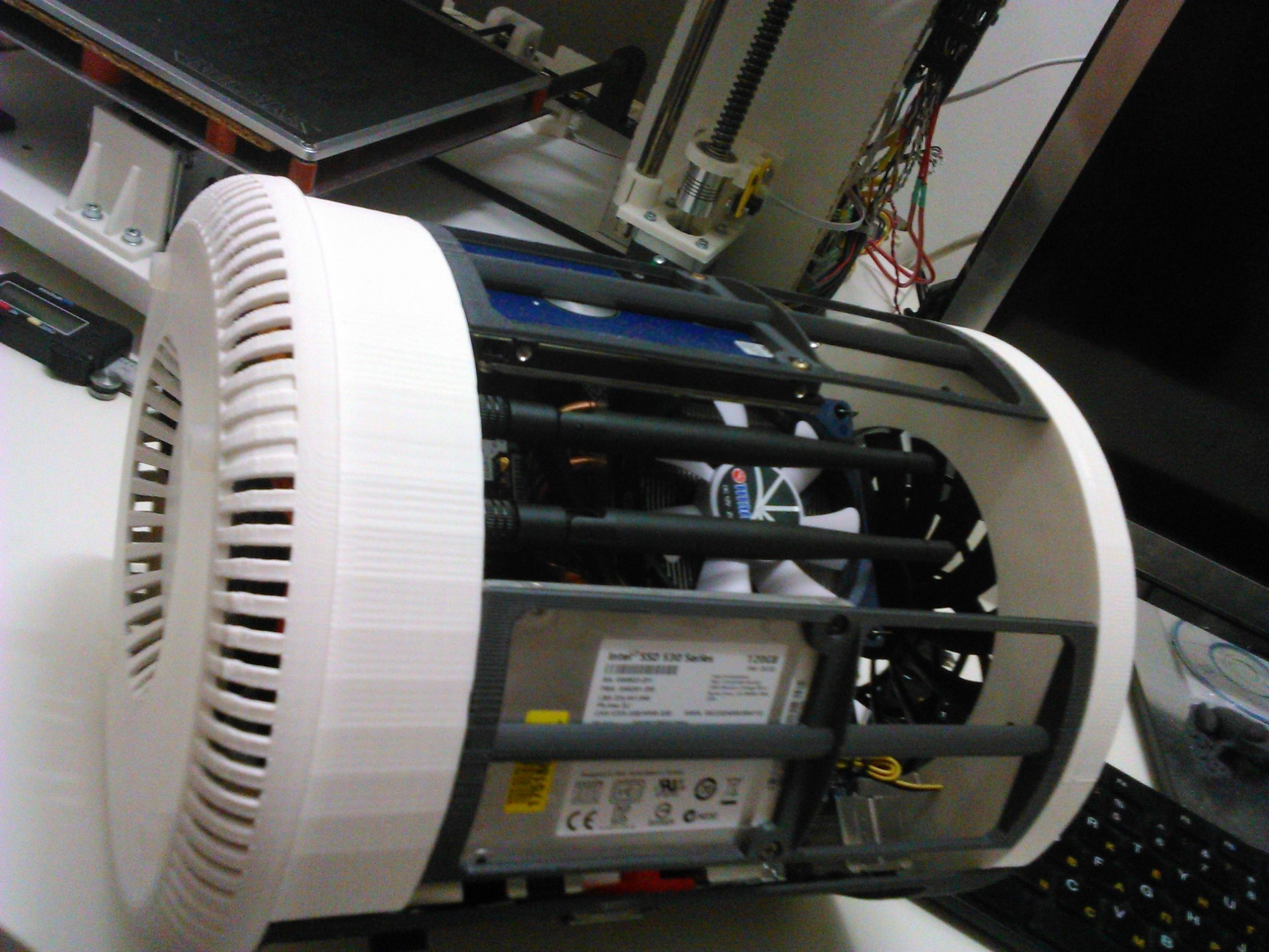 Full Printable ITX Case Mac Pro 2013 style 3D print model_4