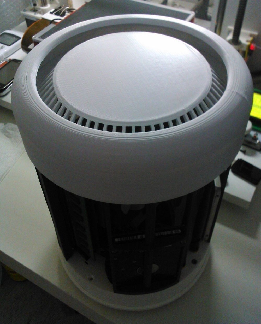 Full Printable ITX Case Mac Pro 2013 style 3D print model_2