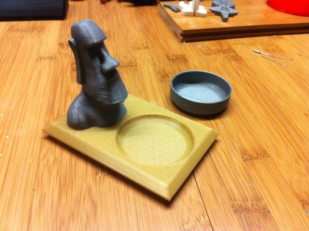 Gecko Feeding Altar Free 3D print model_6