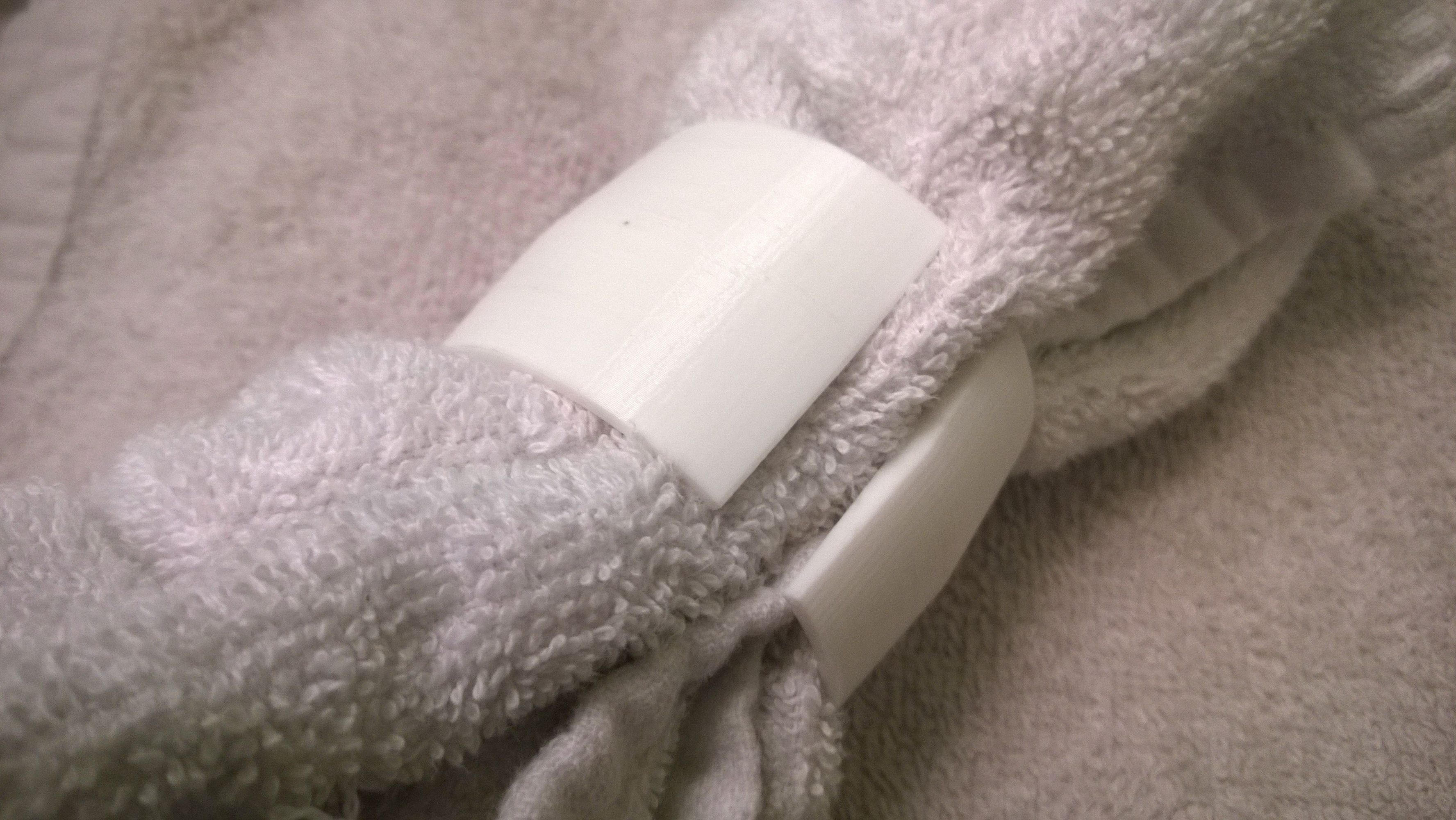 017a - Hand Towel Ring -  3D print model_1