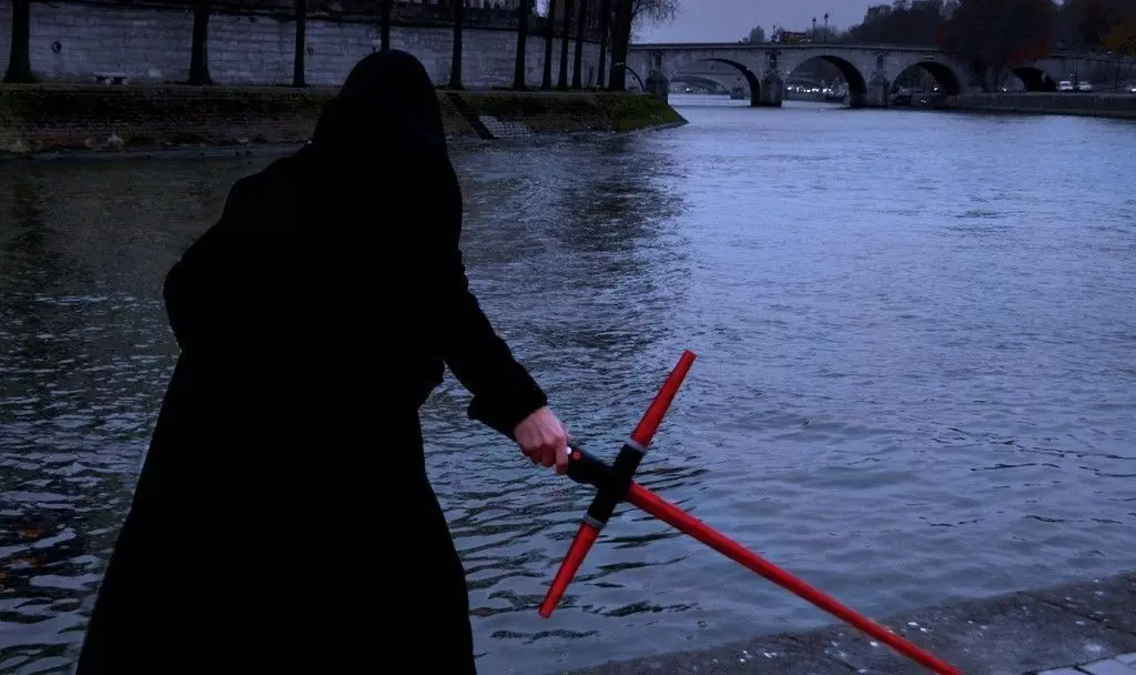 Customizable crossguard lightsaber from The Force Awakens Free 3D print model