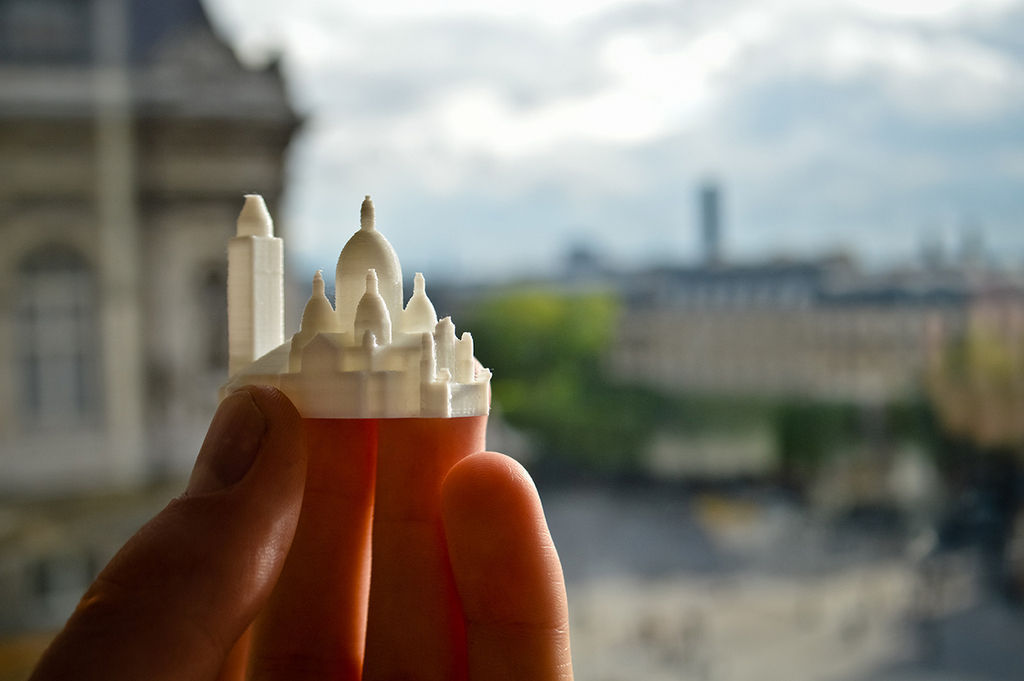 Famous Paris Buildings Free 3D print model_2