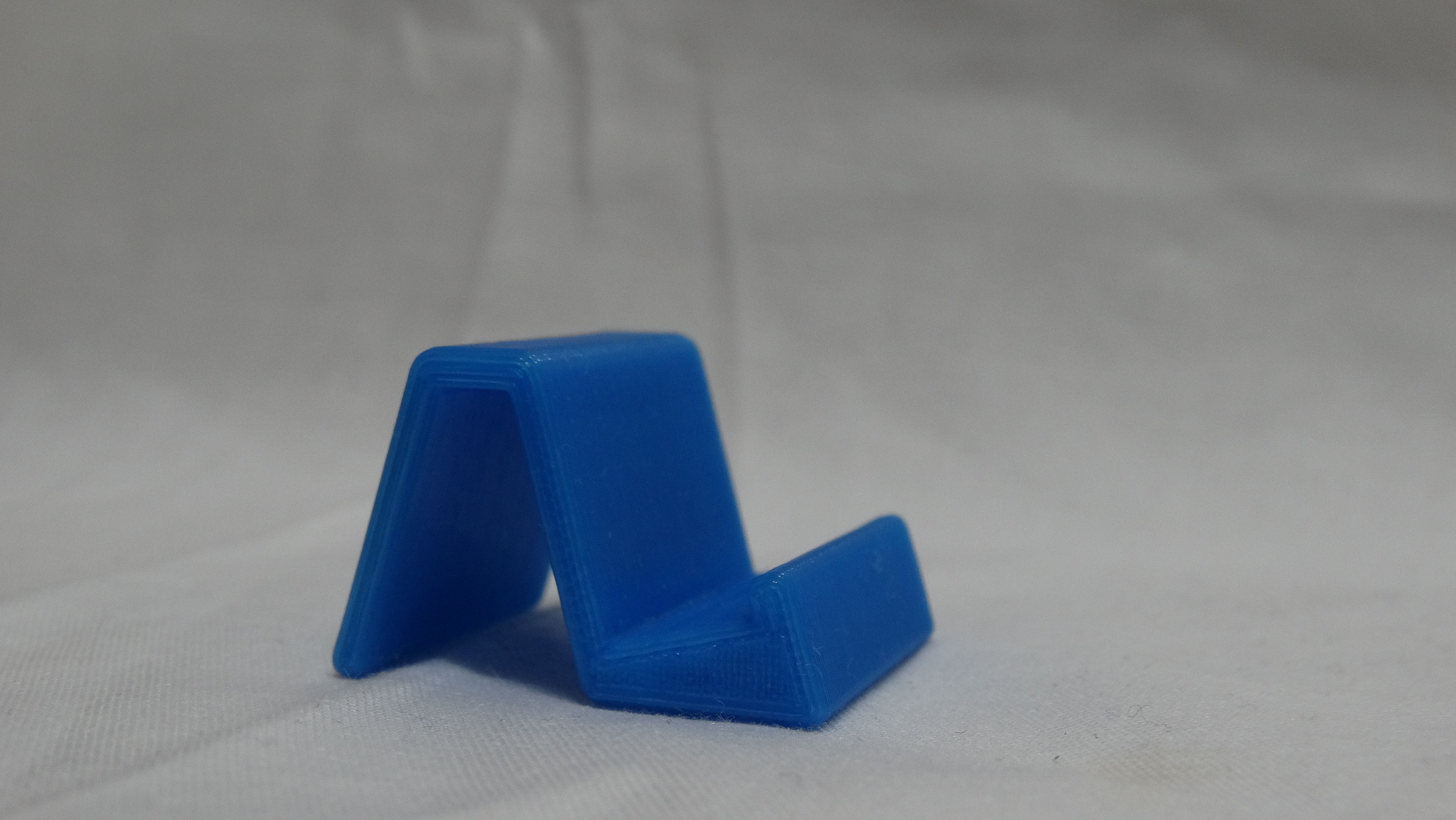 Worlds Smallest and Lightest Mobile Dock 3D print model_1