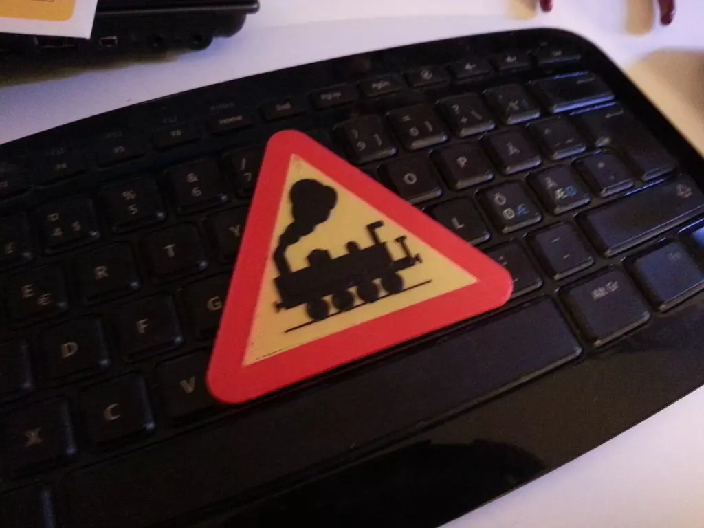 Three Color Train Sign Dualstrusion Sailfish Free 3D print model