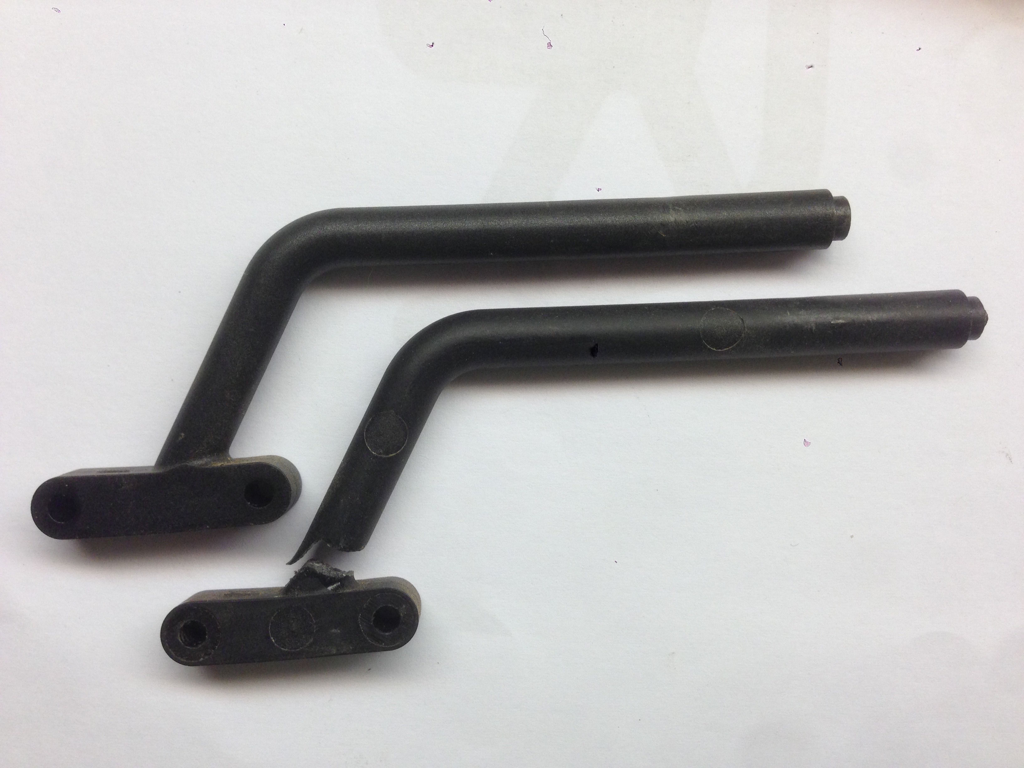 Axial Wraith Front Bumper Support 3D print model_5