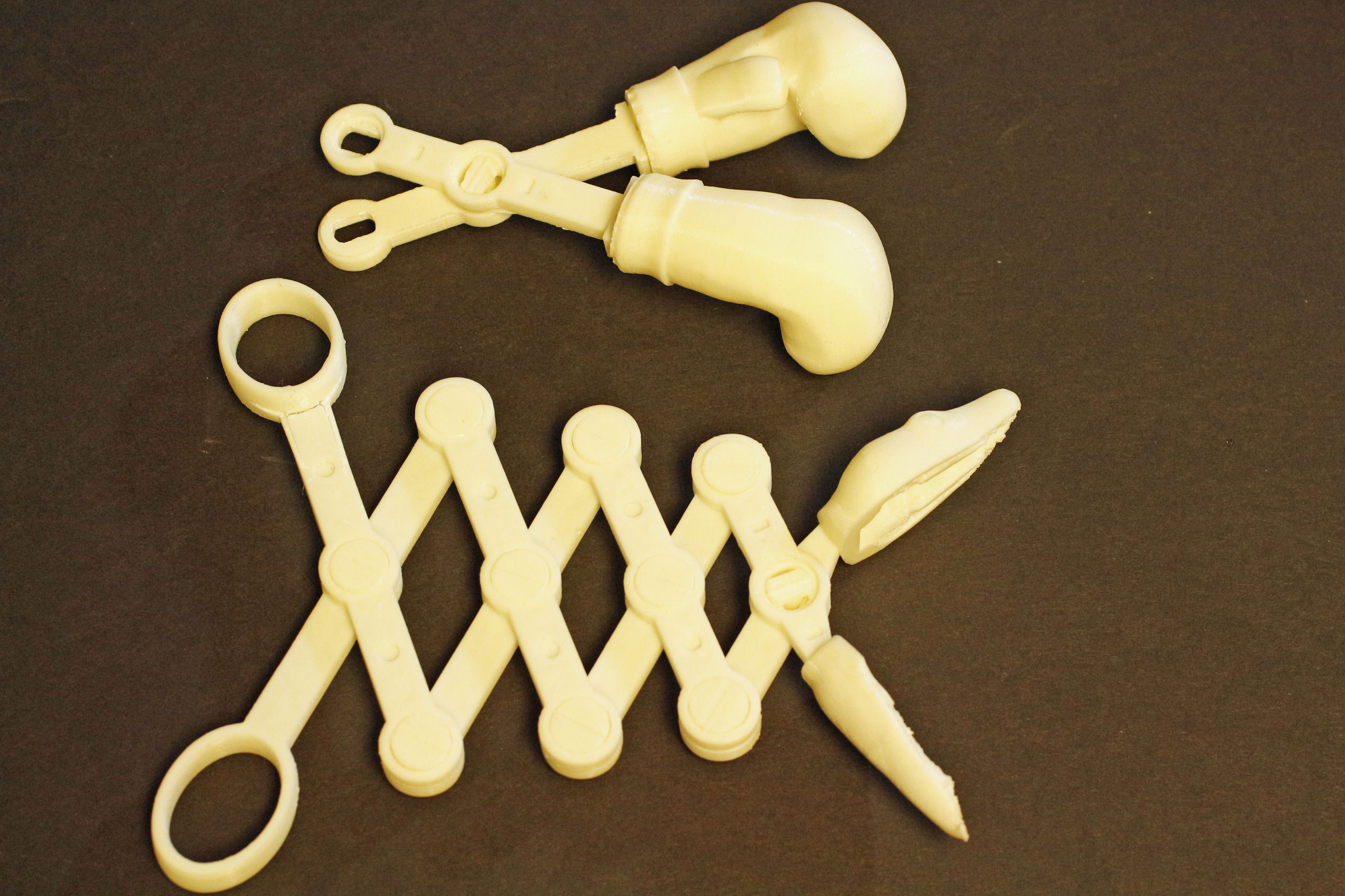 Scissor Snake Boxing Gloves 3D print model_1