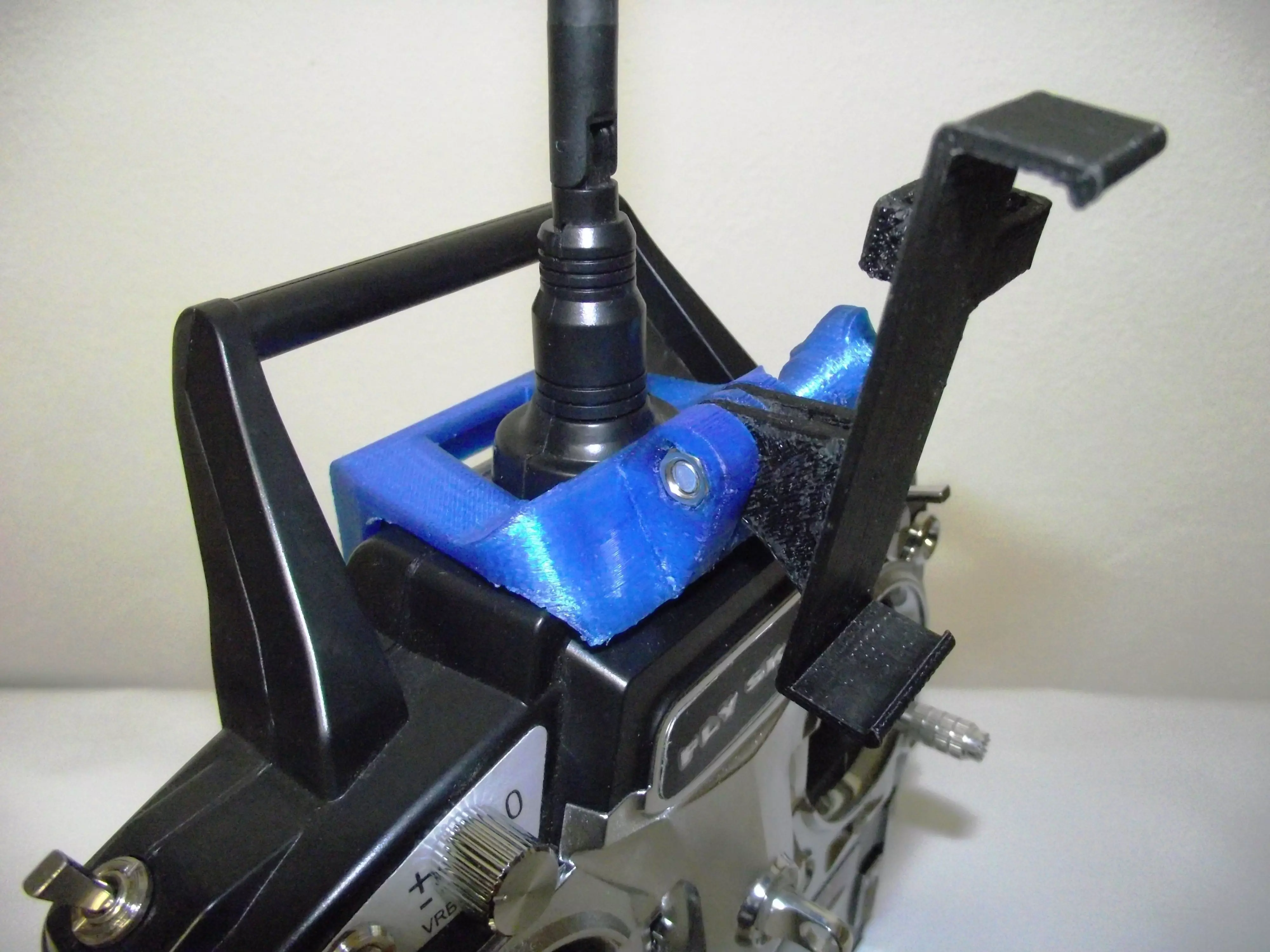 Suport for Flysky fs-t6 to phone or table 3D print model_0