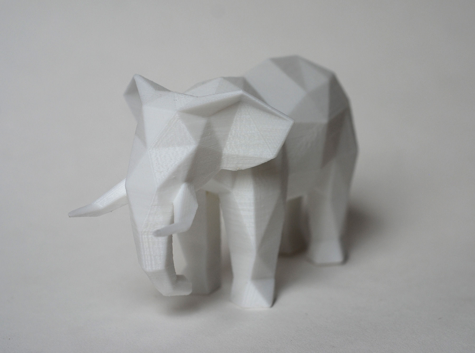 Low Poly Elephant golden Low-poly 3D model_10