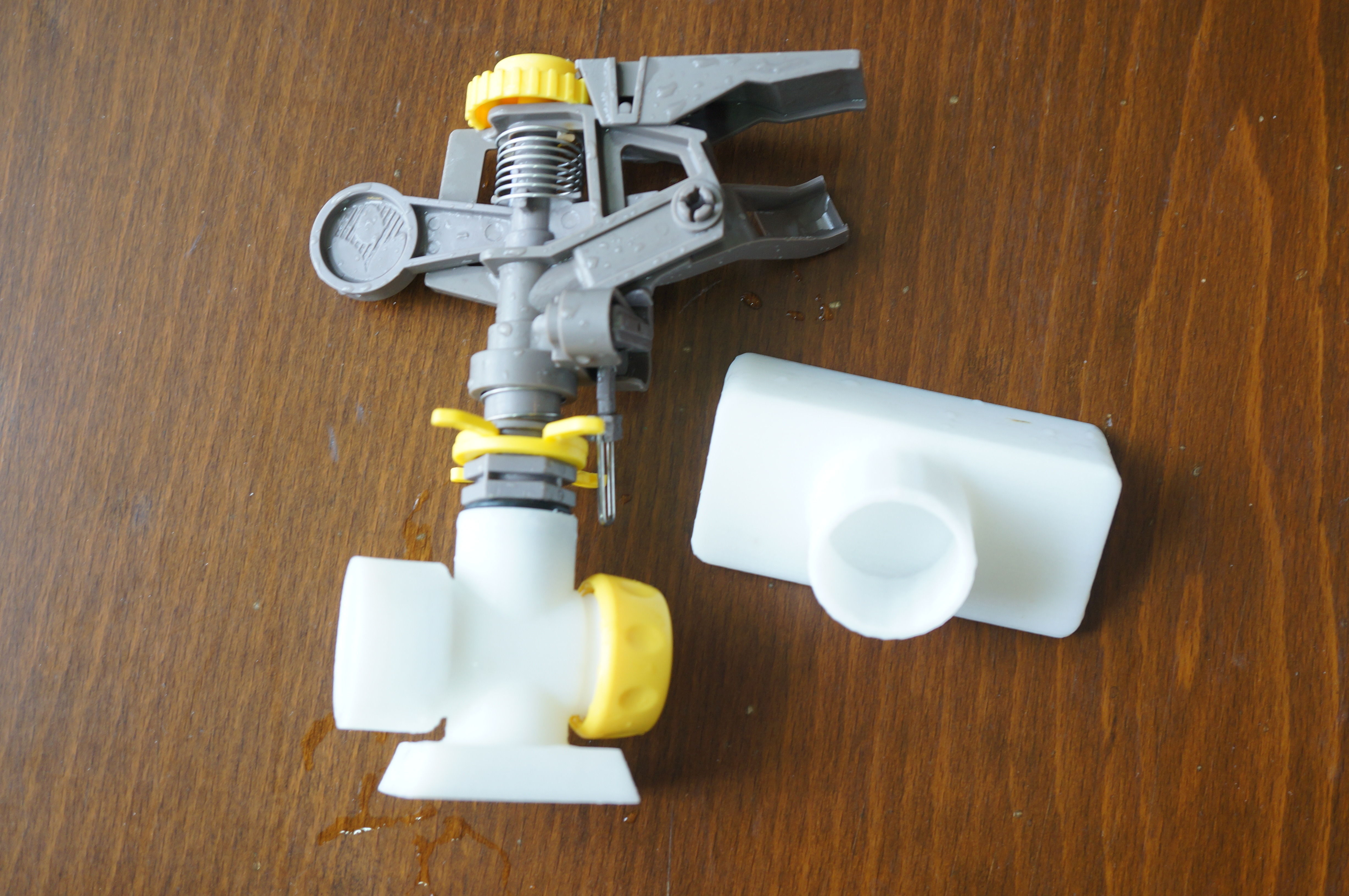 Quick Release Sprinkler Tripod Adapter Free 3D print model_23