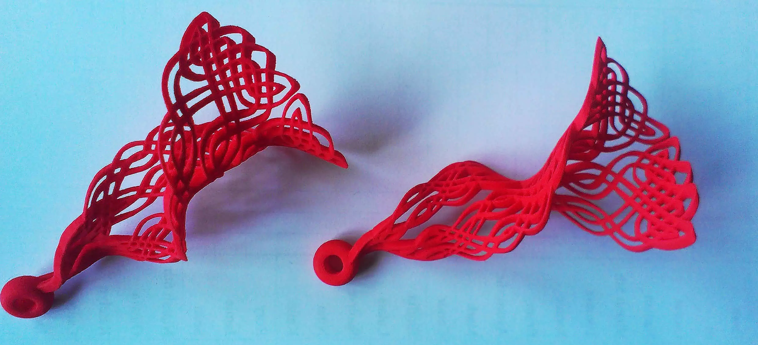 Knight Knot Earrings 3D print model_0