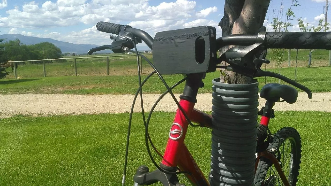 Kyocera Brigadier E6782 Bicycle mounting case 3D print model