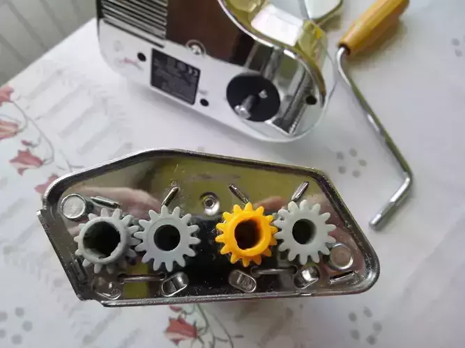 Pasta machine gear Free 3D print model