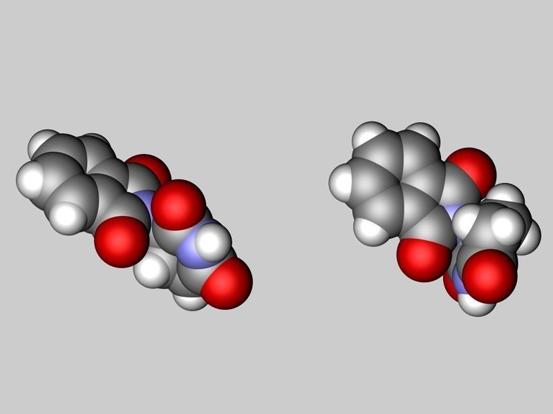 Thalidomide R- and S- enantiomer molecules 3D model_6