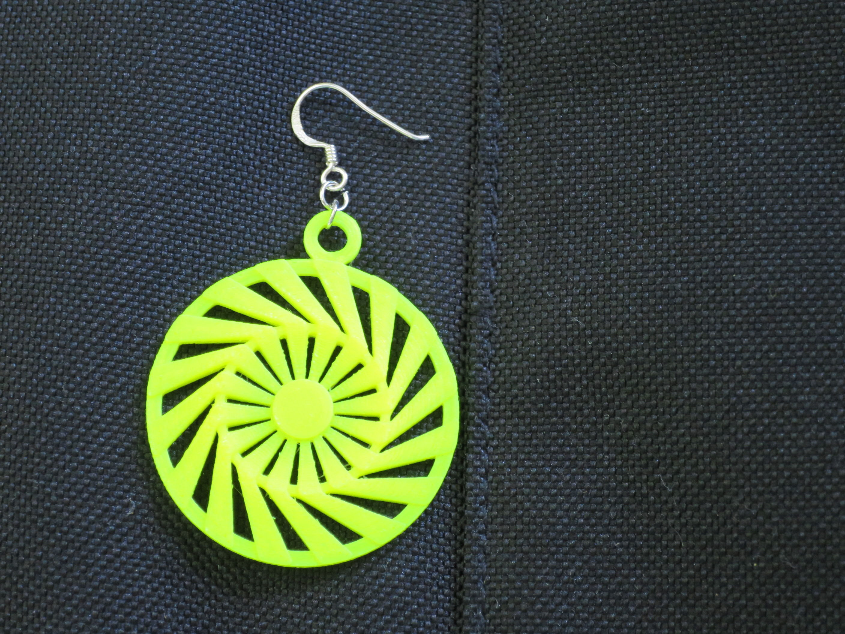 Rotating Sunlight Pendant 3D print model_1