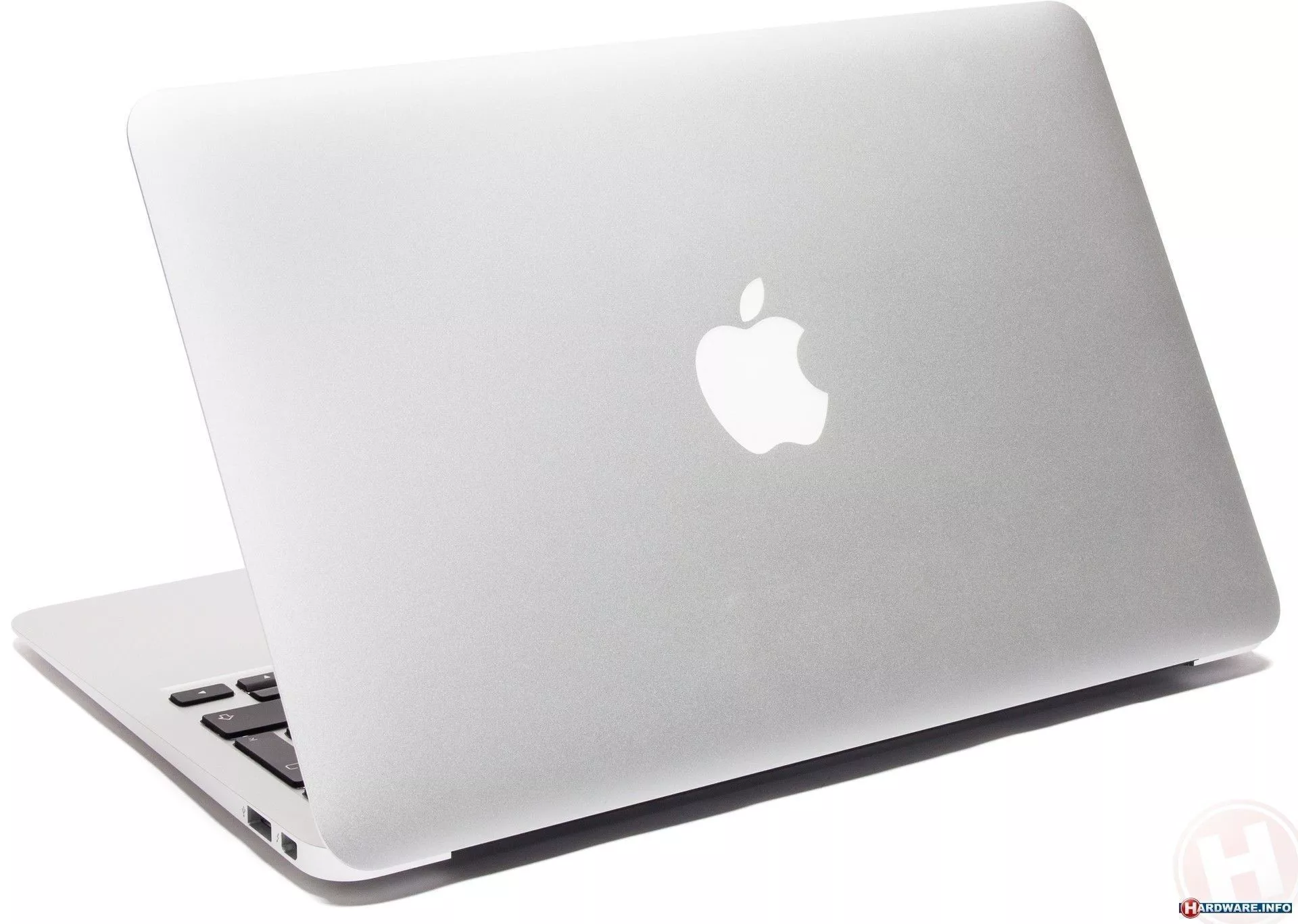 Apple ibook Free low-poly 3D model