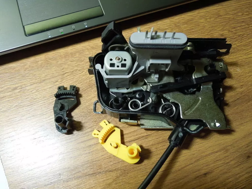 Car door lock part Free 3D print model_0