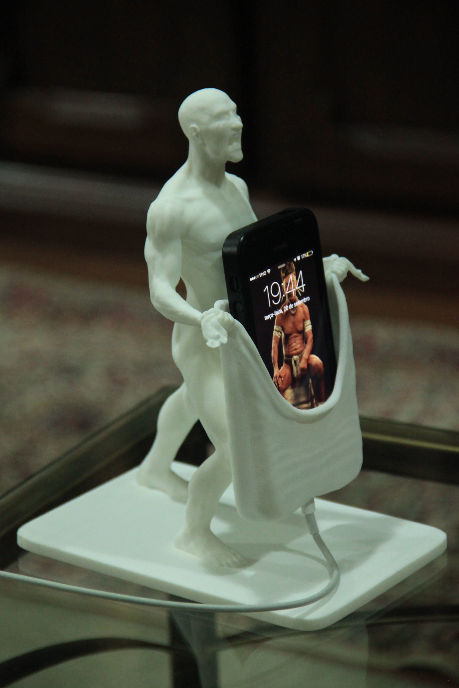 Strongman - iPhone 6s and 5 versions Dock  3D print model_20