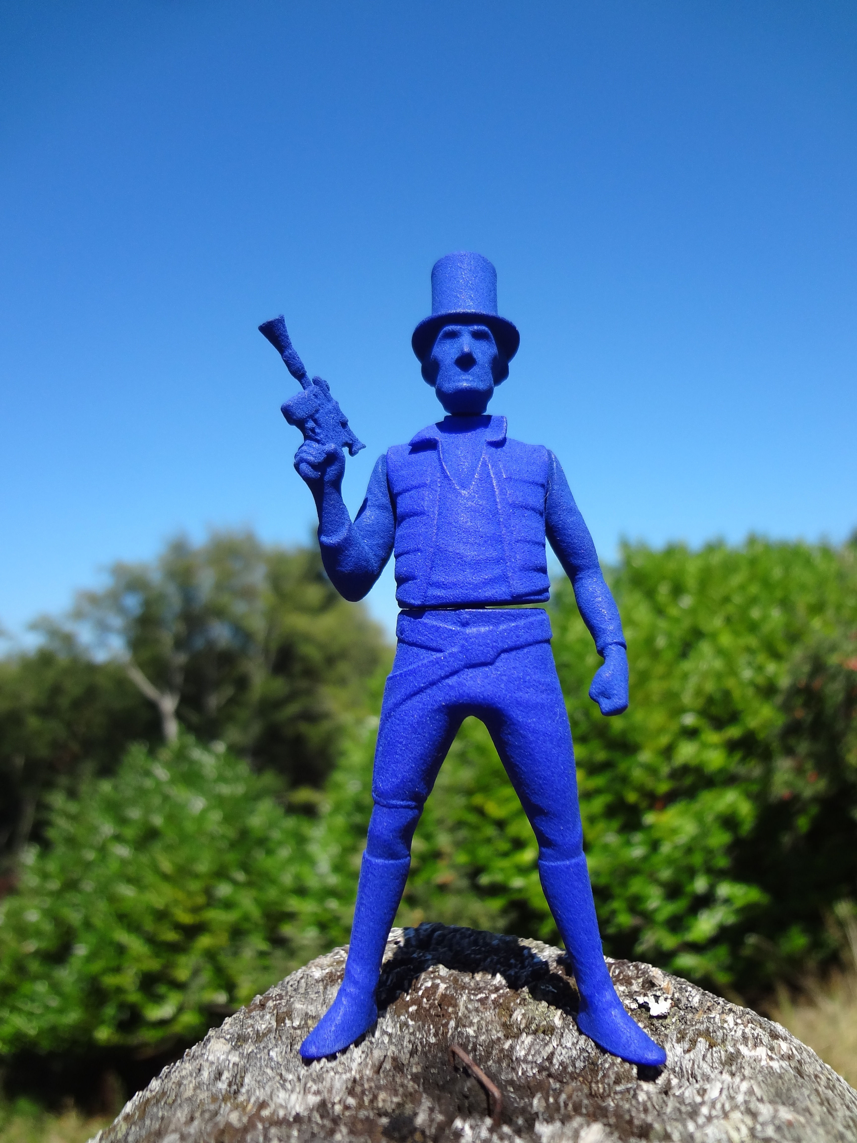 AbeSolo figure in top hat holding gun 3D print model_4