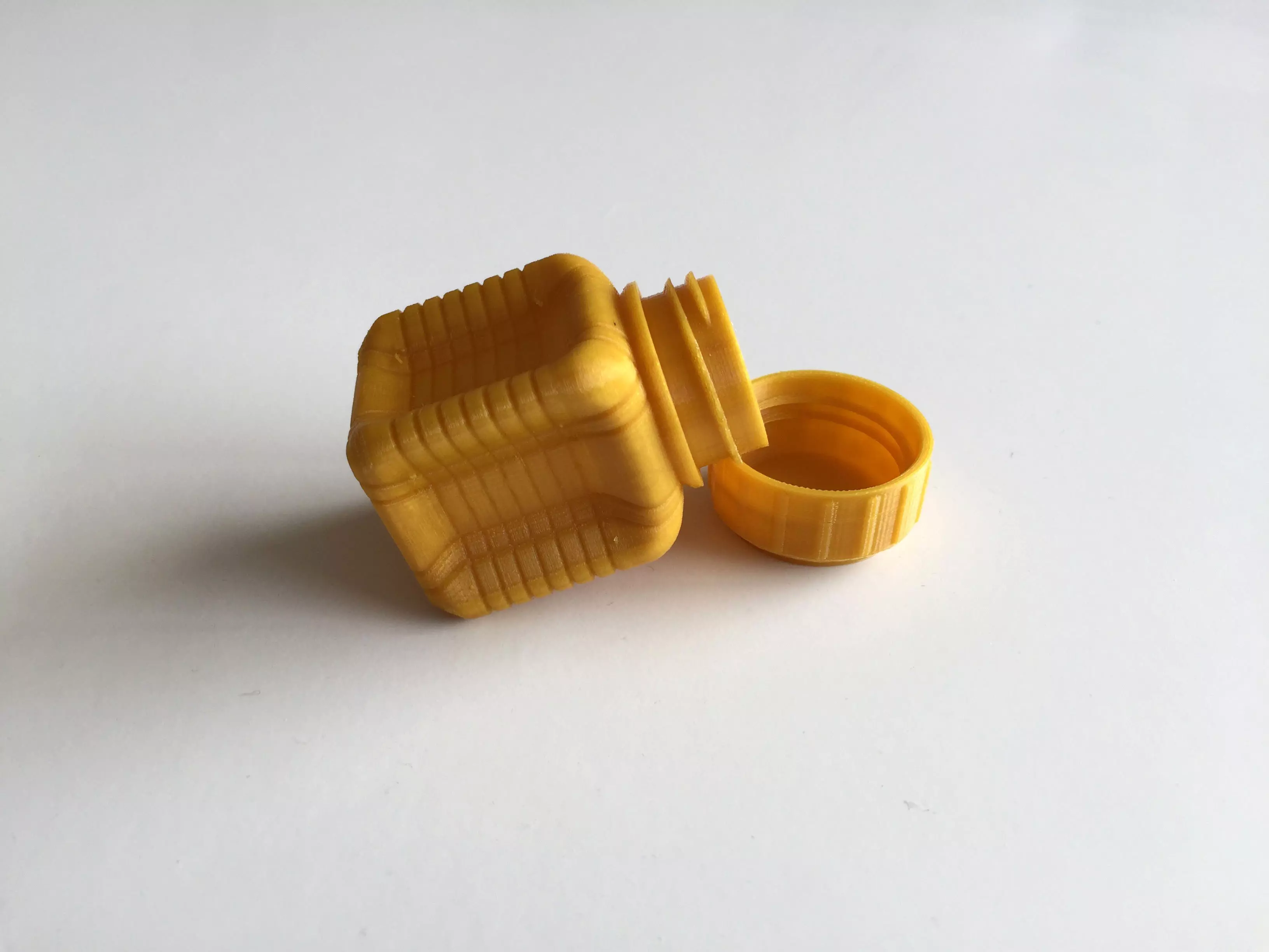 Bottle and Screw Cap D 3D print model_0