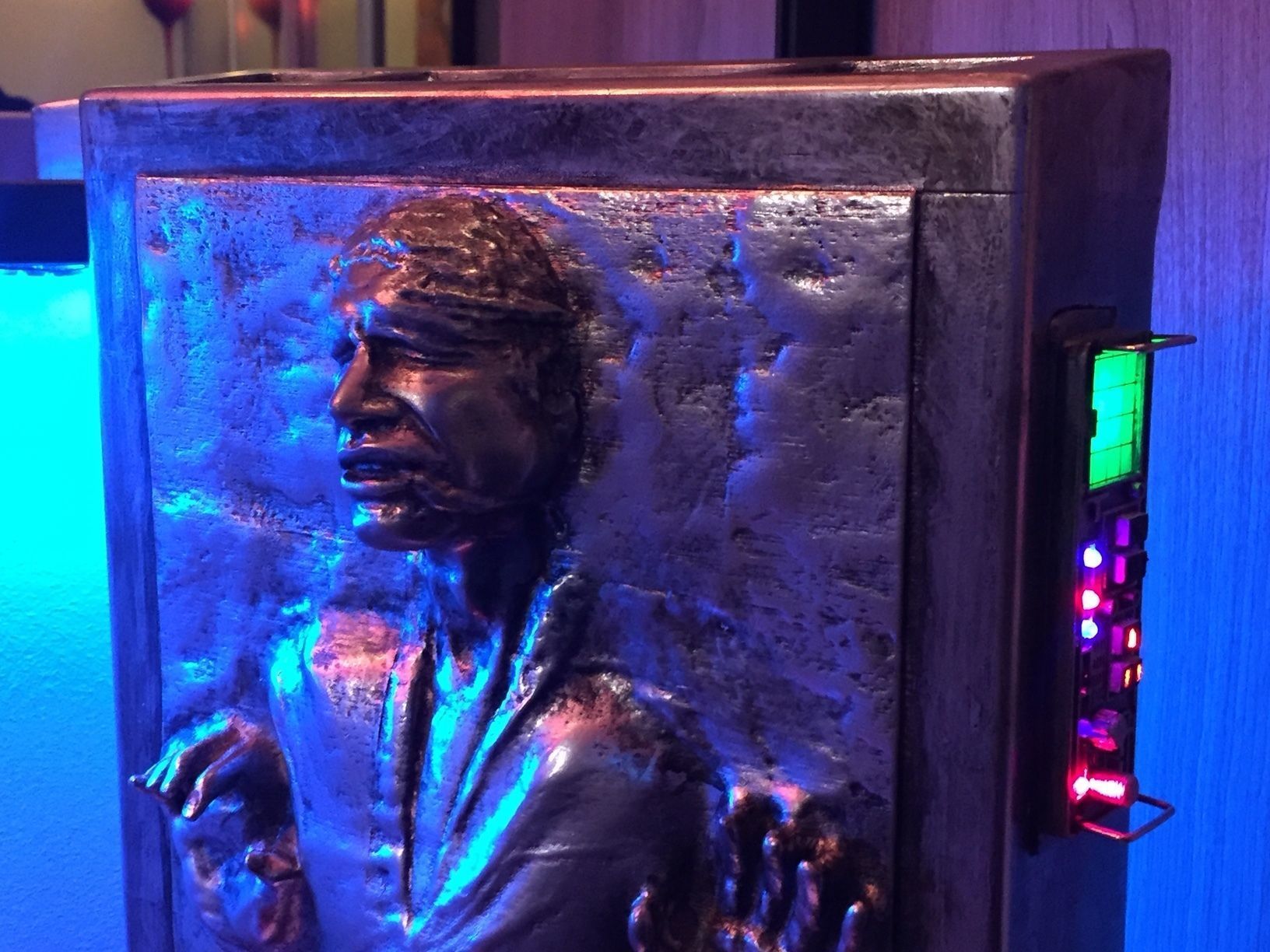 Solo in carbonite HQ 3D printable 1-4 Scale 62cm 3D print model_3