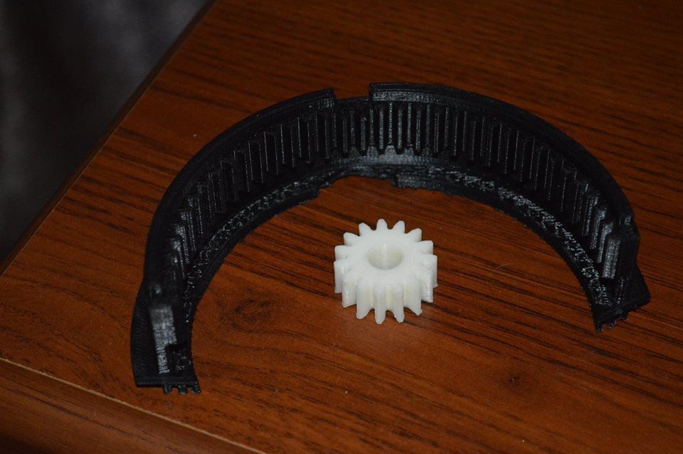 Gear and crescent trapeze wipers Mercedes W140 W202 W210 3D print model_7