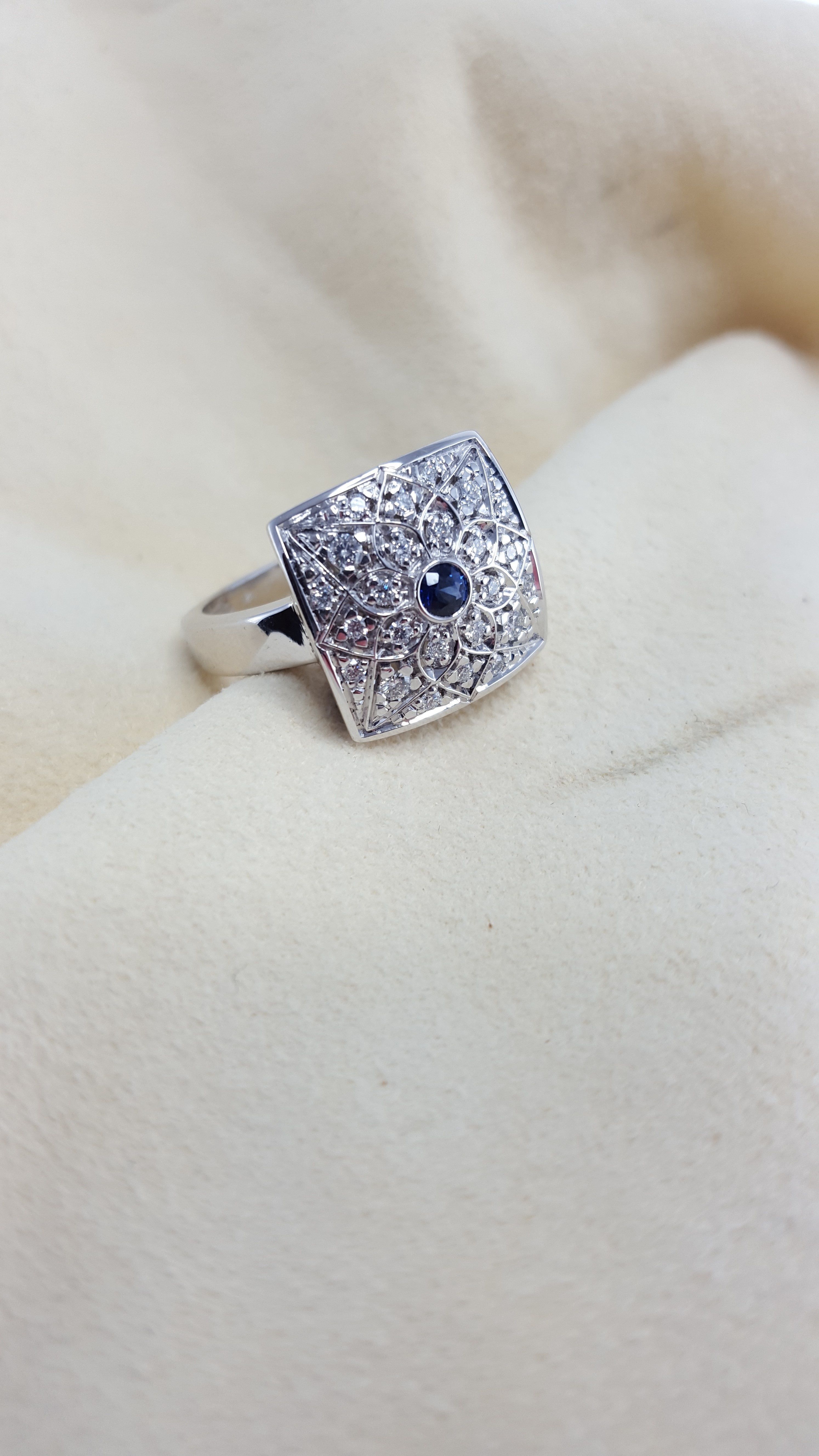 Square ring with stones 3D print model_1