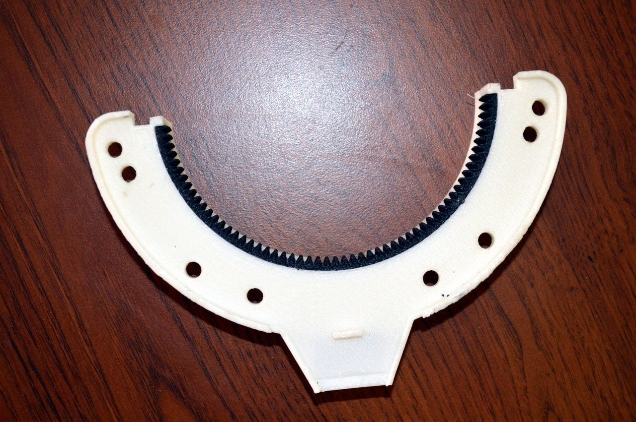 Gear Trapeze wipers Mercedes 3D print model_2