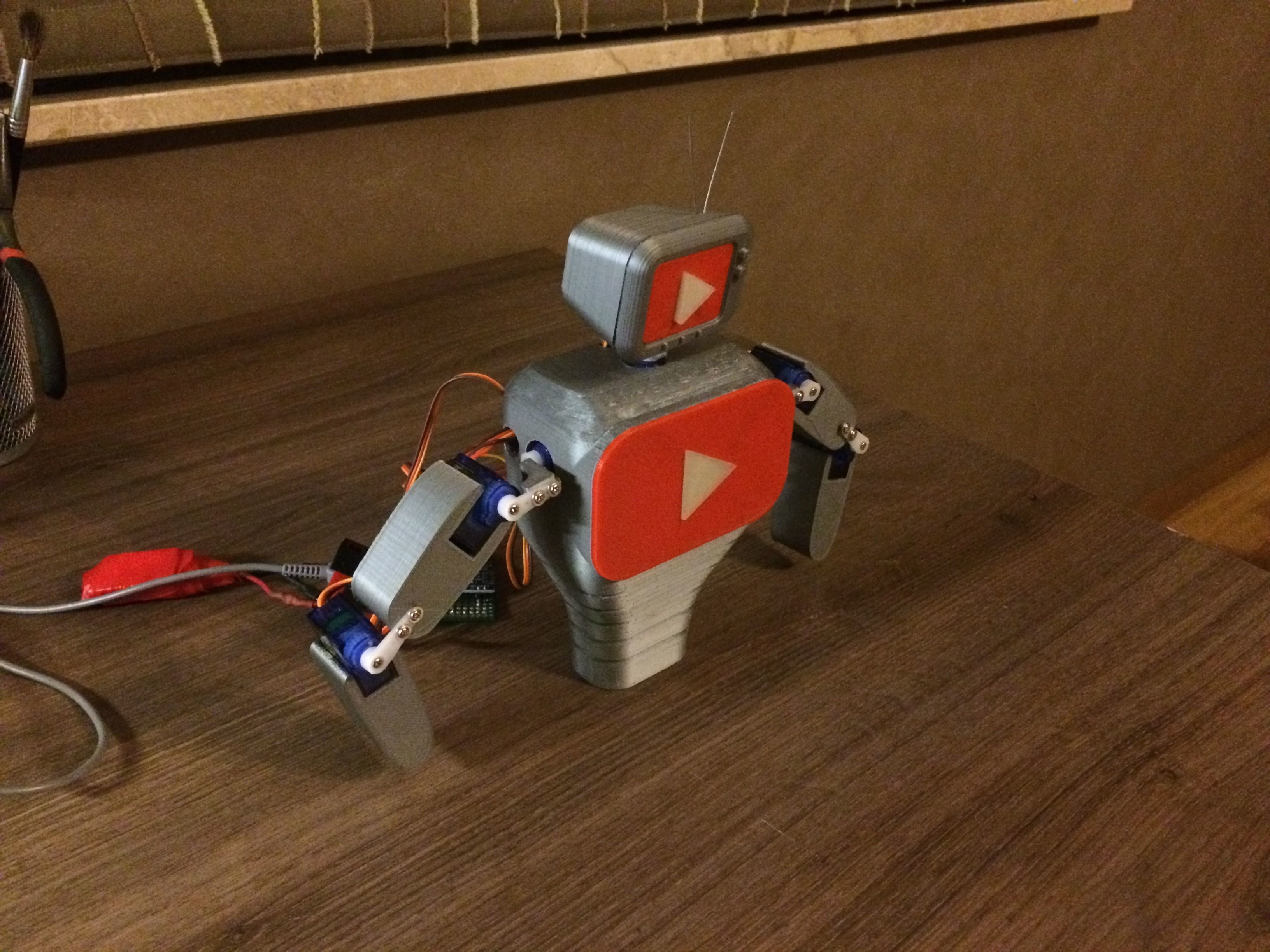 Youtube mascot robot 3D print model_4