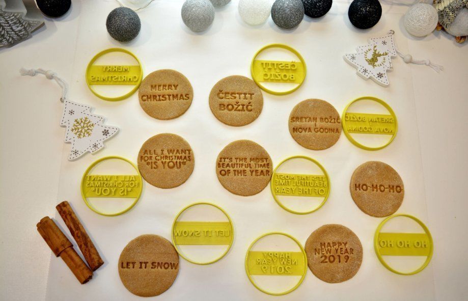 Christmas Cookie Cutter Set 4 Pieces Happy Holidays  3D print model_1