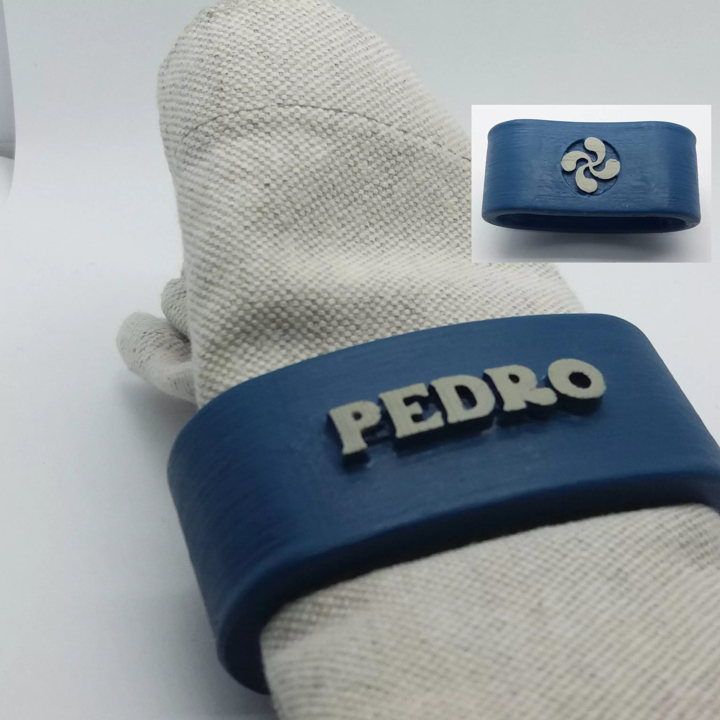 PEDRO napkin ring with lauburu 3D print model