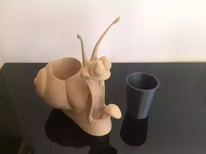 pencil pot toothbrush pot snail 3D print model