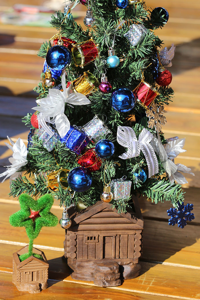 North European house flowerpot 3D print model_4