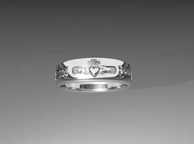 claddagh ring
