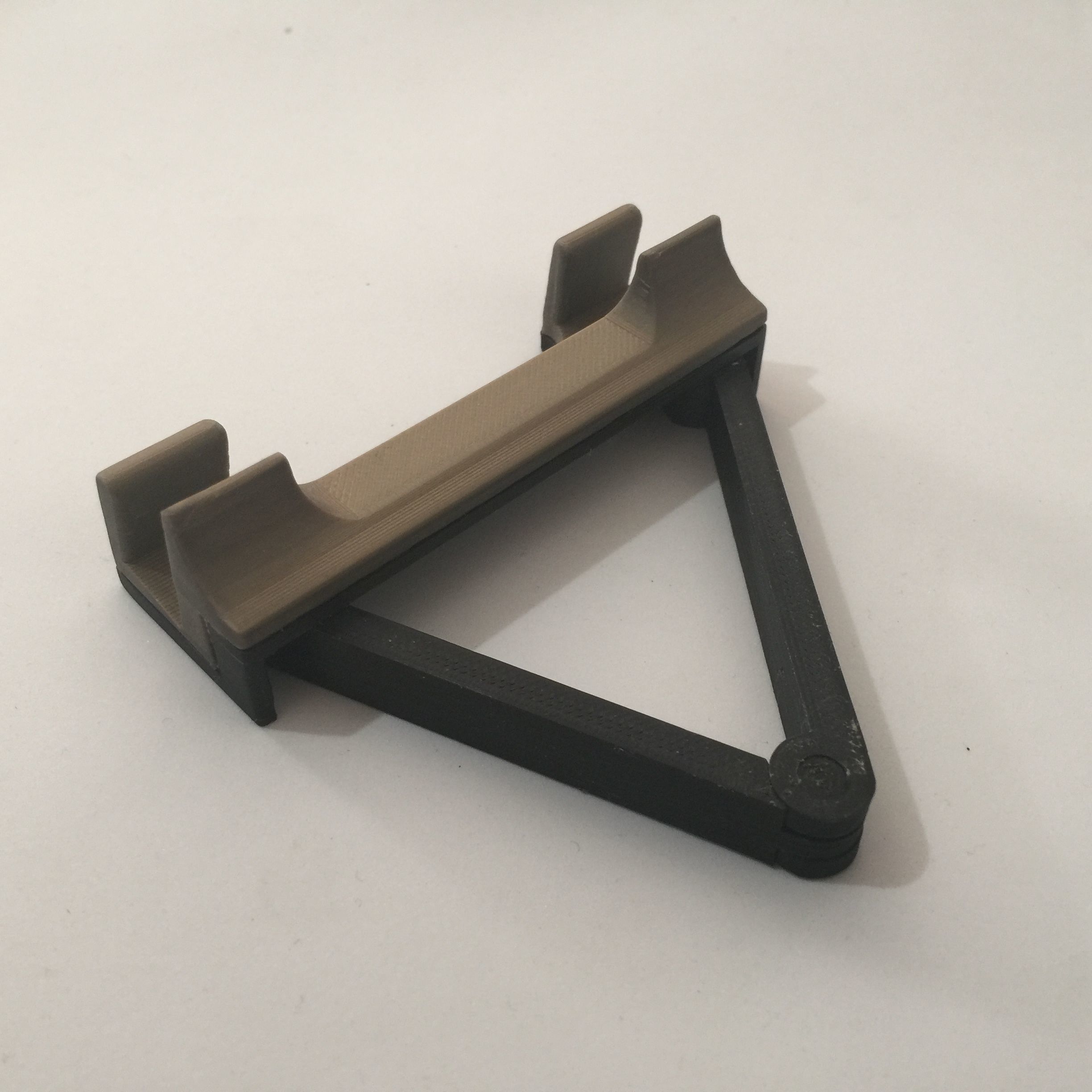 Pocket Folding Smartphone Stand 3D print model_7