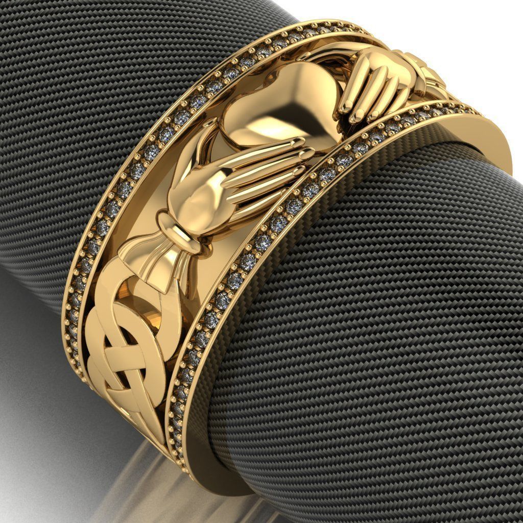 Claddagh ring Heart in hands 3D print model_4