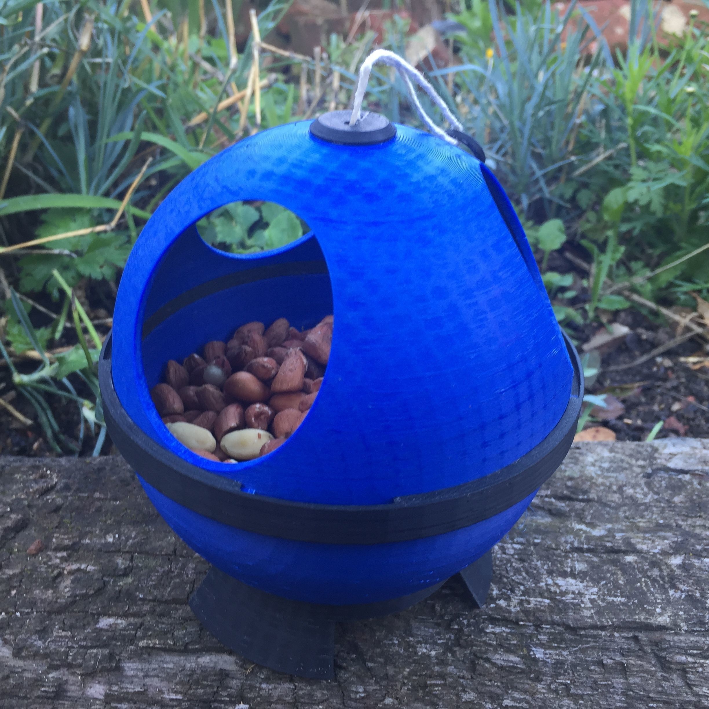 The FoodPod - 3D Printed Wildlife Feeder 3D print model_2