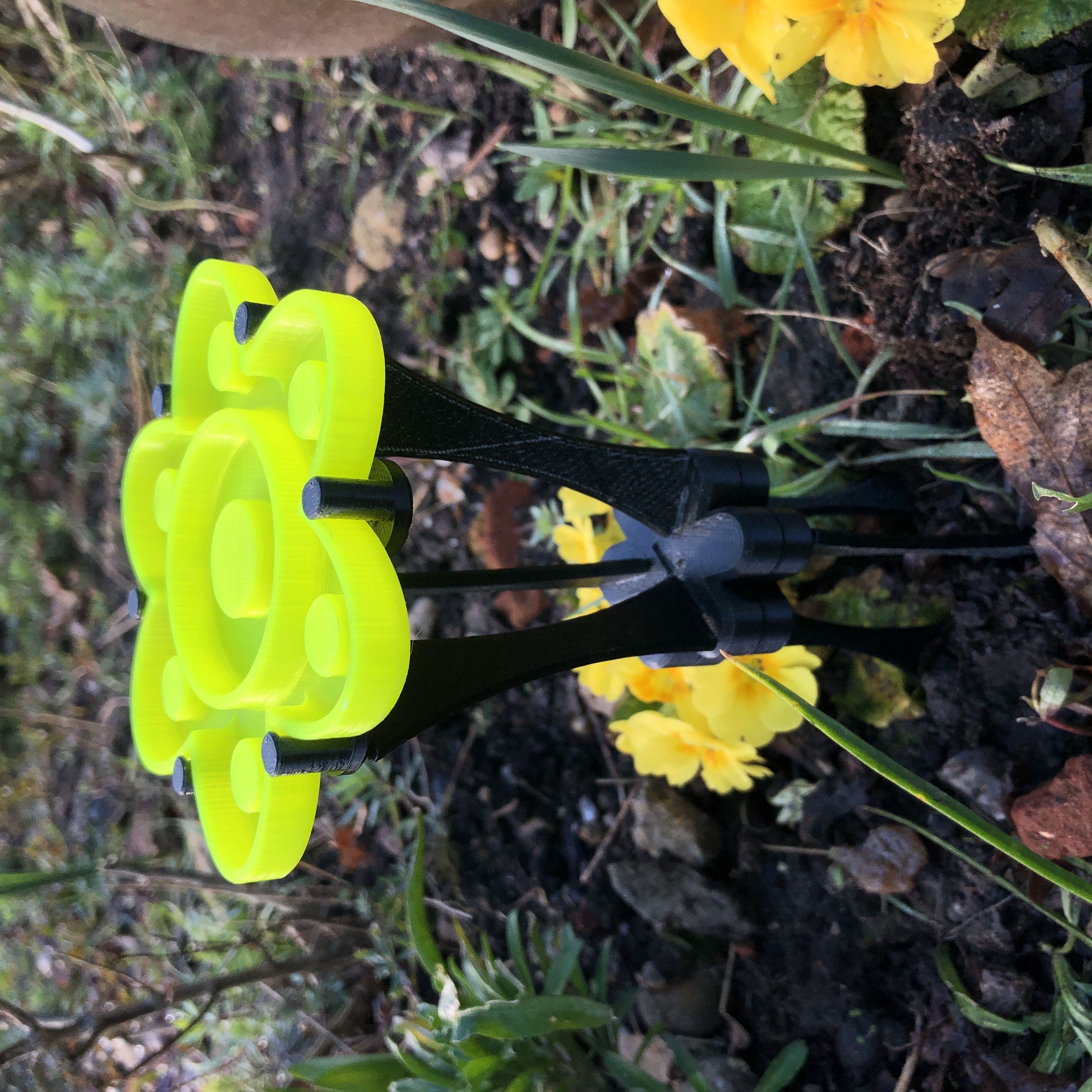 The BeeBar Bee Feeder and Accessories 3D print model_4