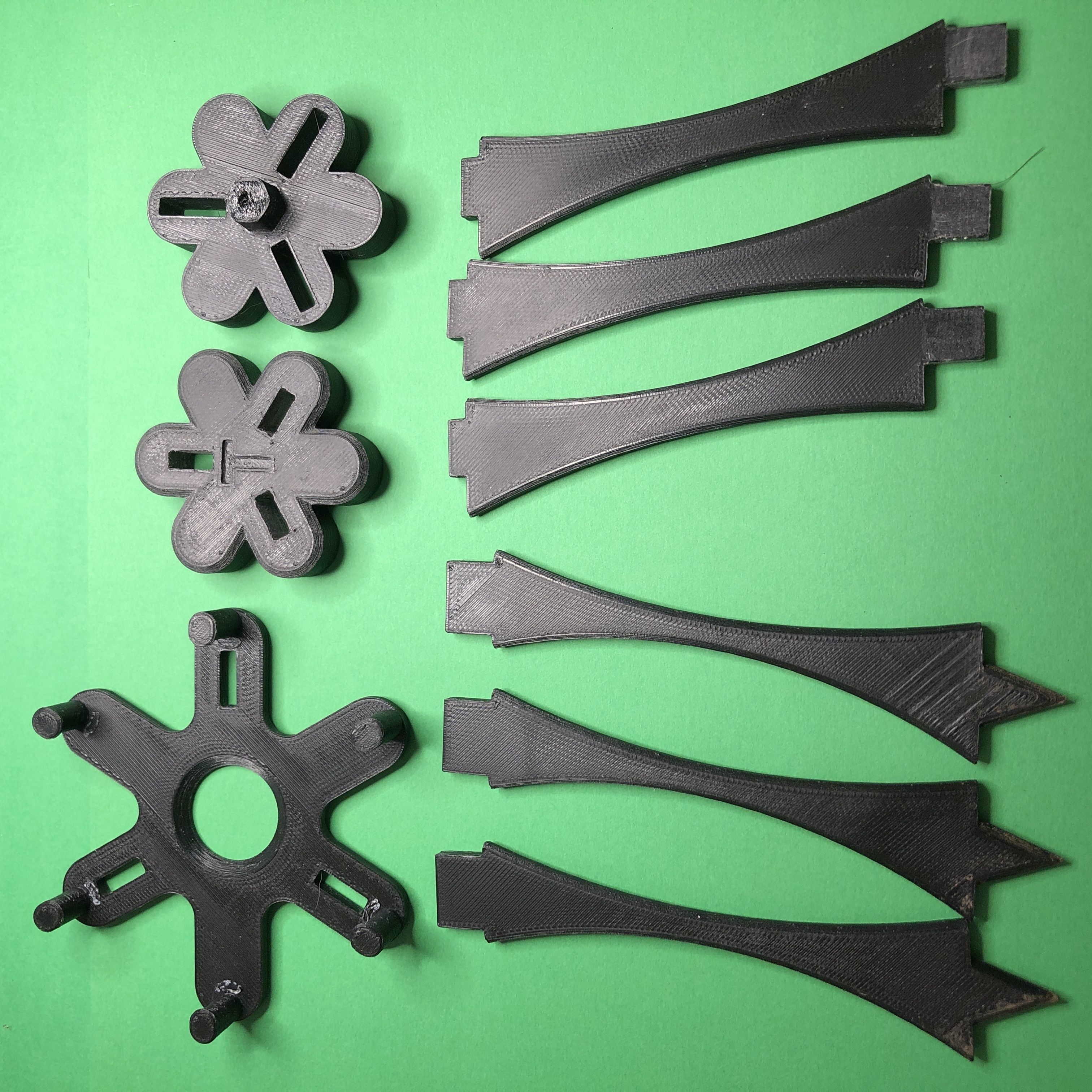 The BeeBar Bee Feeder and Accessories 3D print model_5