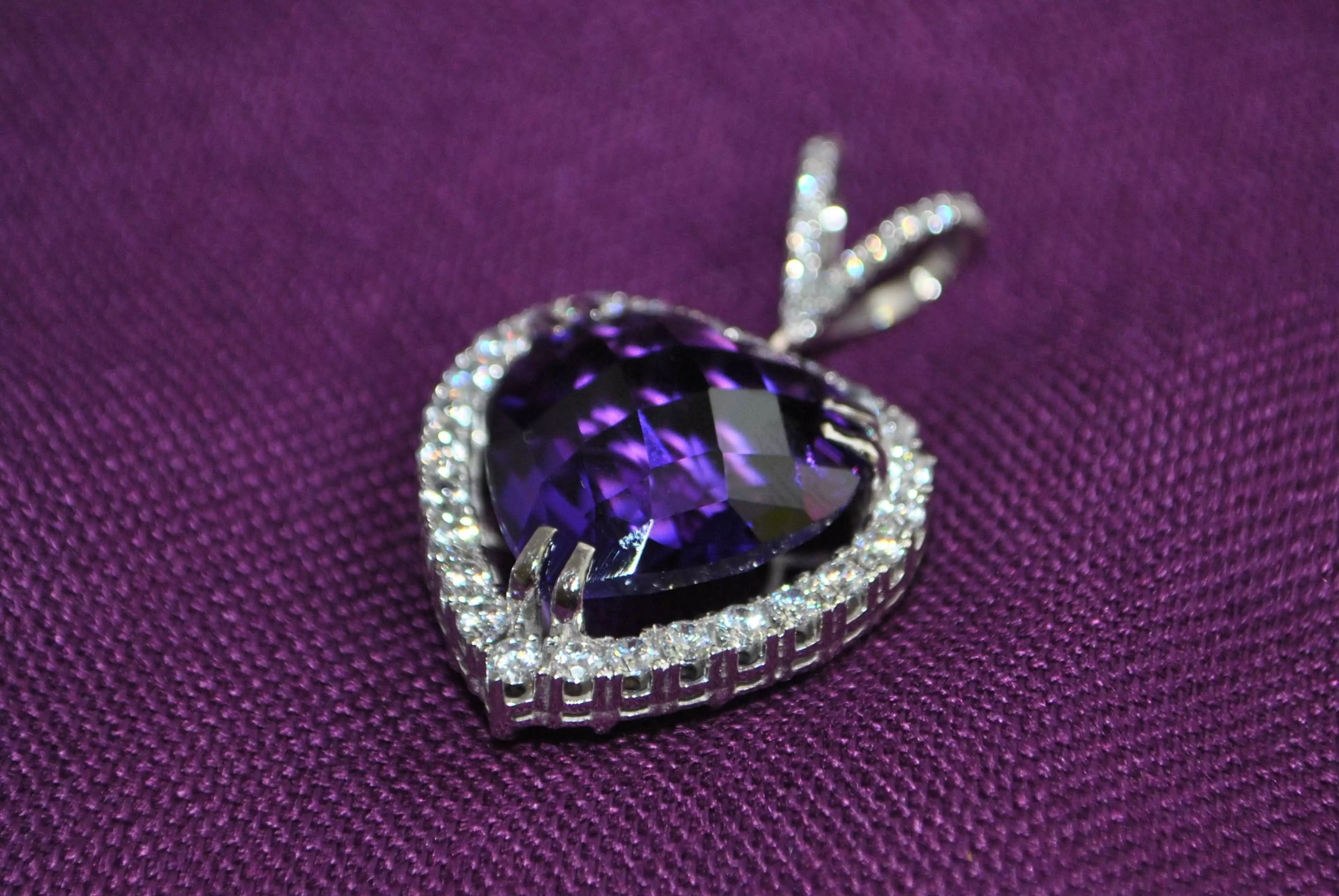 Pendant heart 3D print model_0