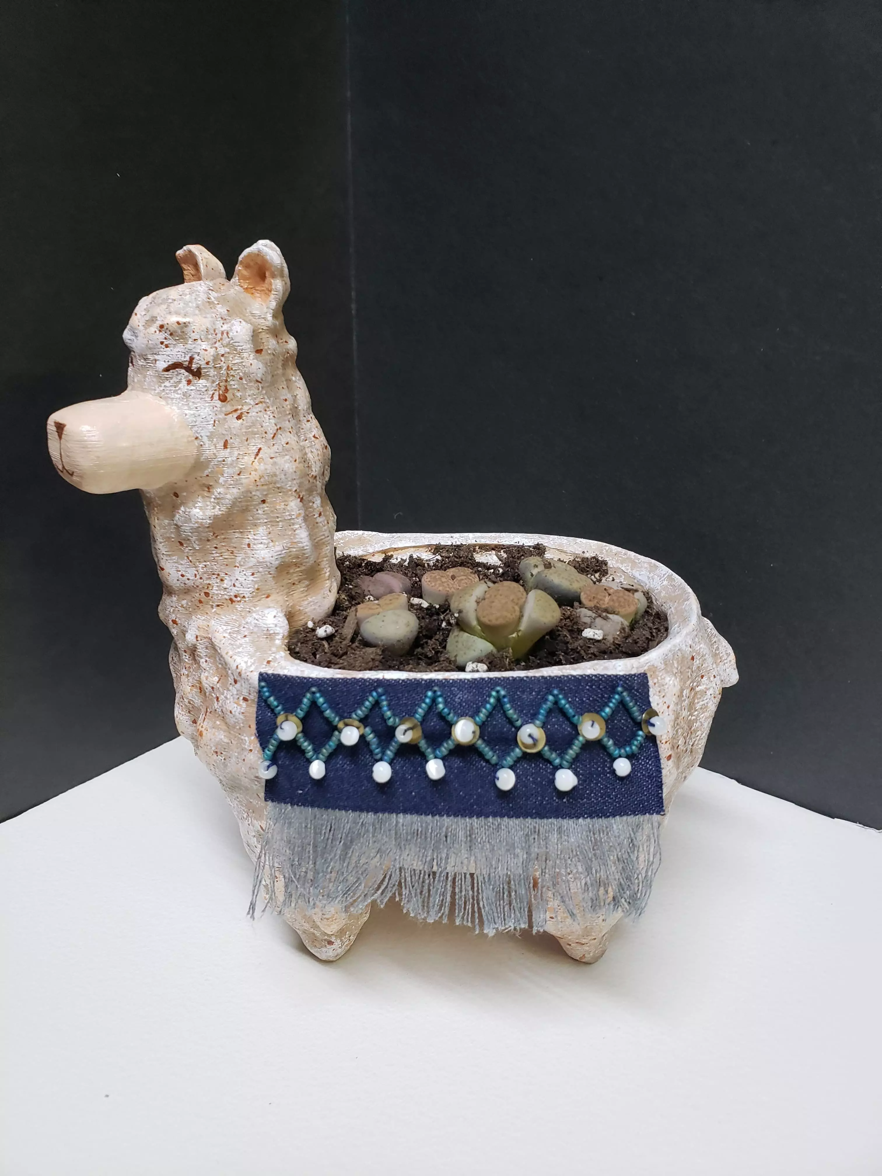 Lama Flower Pot 3D print model_0