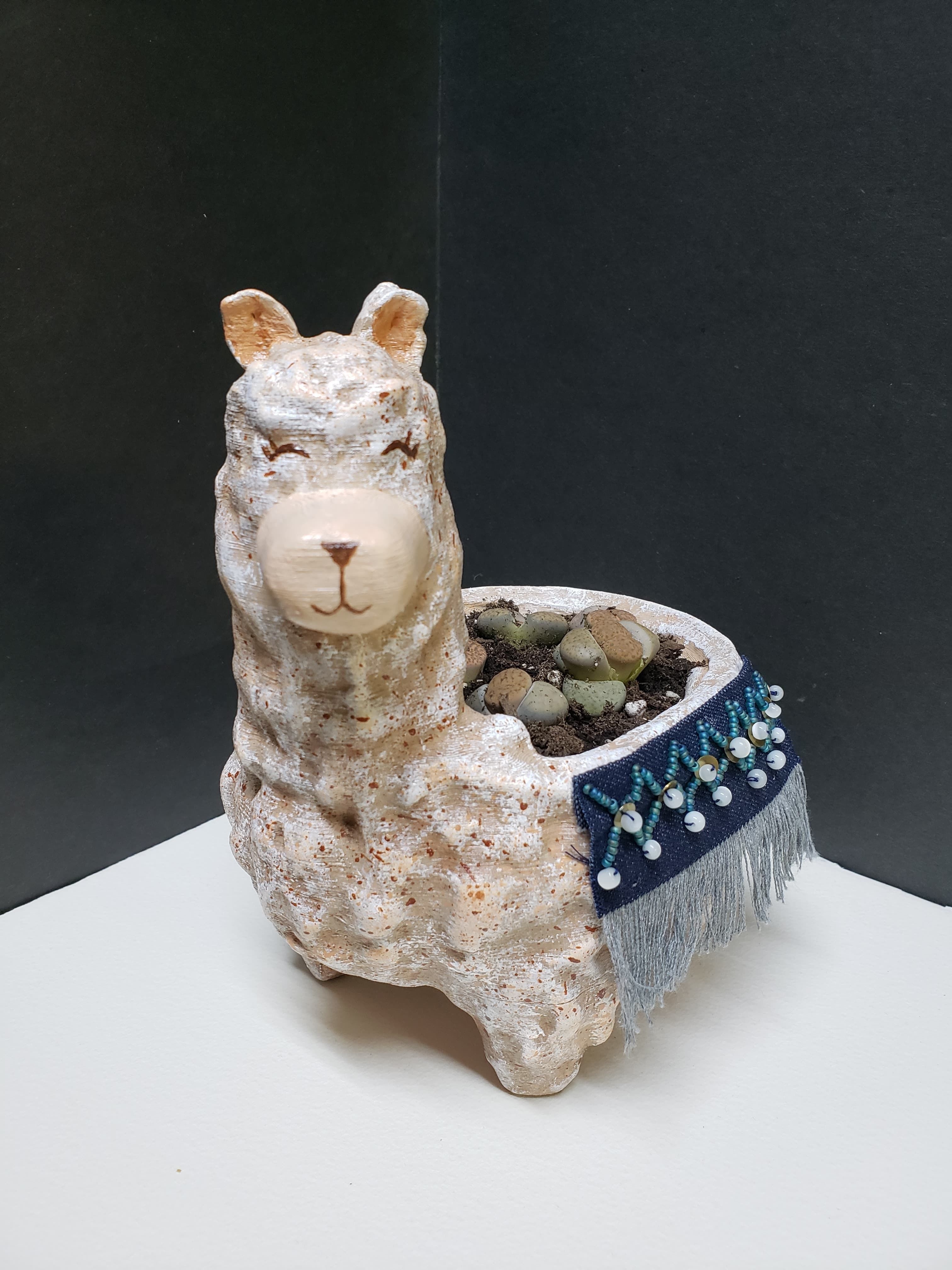 Lama Flower Pot 3D print model_3