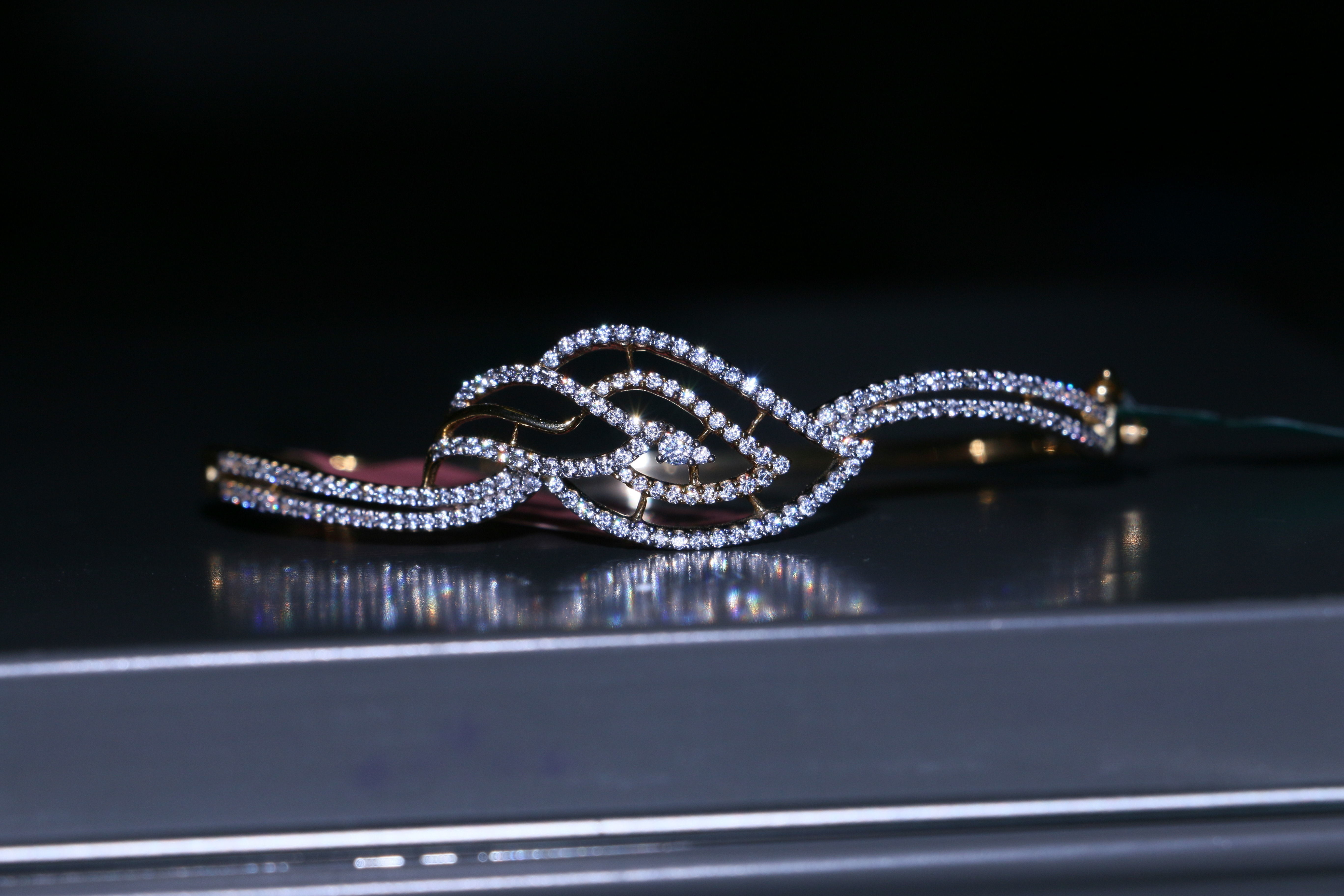 Twine Leaf Bracelet  3D print model_11