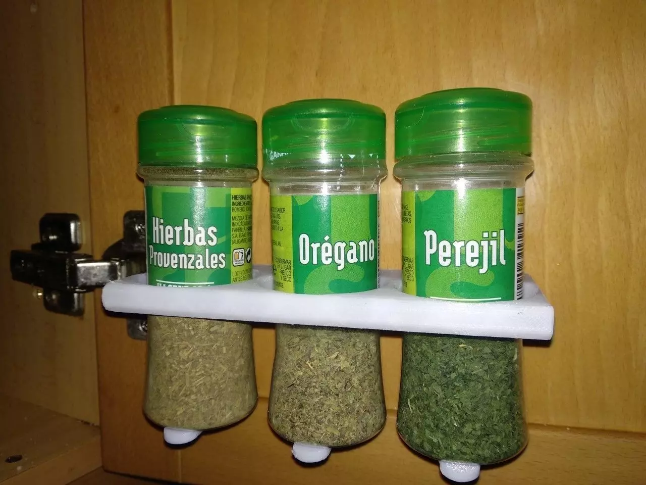 Shelf for spices and condiments V2 Free 3D print model