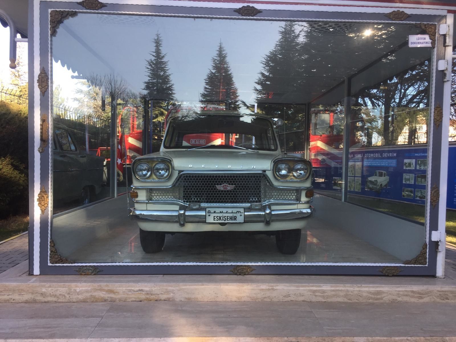 Devrim 1961 first car Turkey Republ 3D model_9