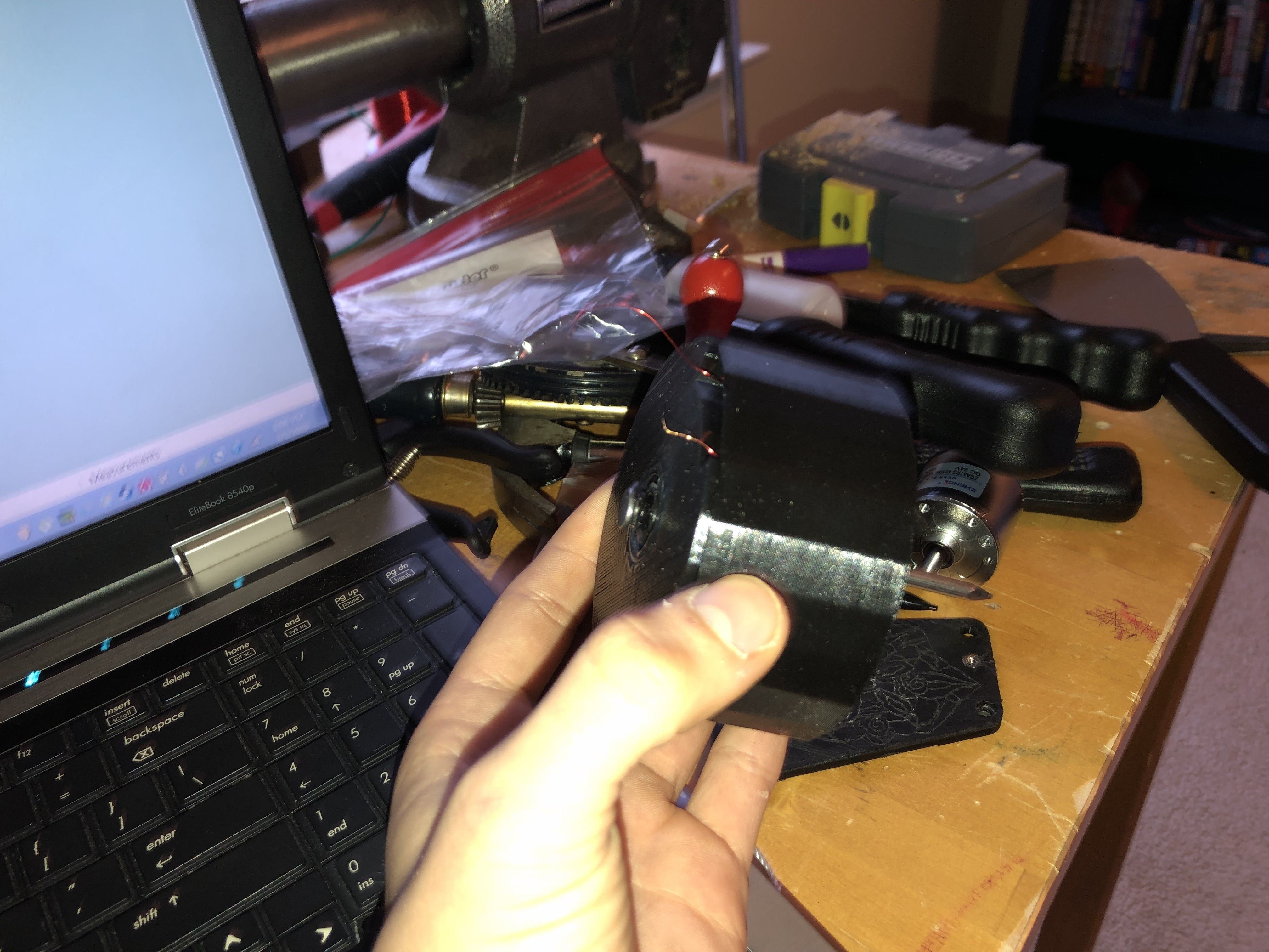 3D Printable 10V Generator 3D print model_4