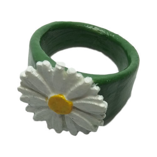 Ring with embossed daisy  3D print model